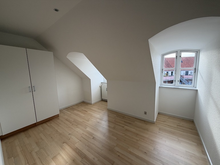 130-130004-4-1271e6e64dfd8046eb126f47f78836d5