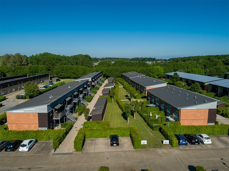 99-99040-422-1be0733dfc9f926ab0ab2253a6a312a7